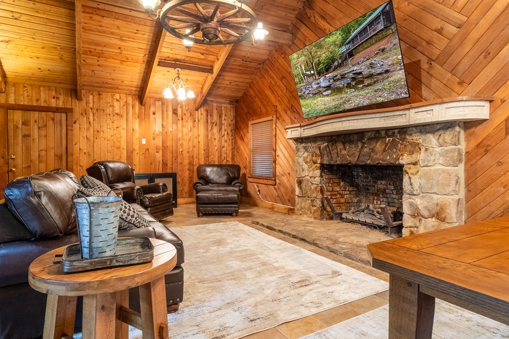 131 Ralph Hickey Road Chatsworth, GA 30705 - Photo 9 of 46