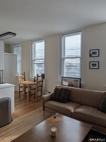 $1,925 | 213 Liberty Square, Unit A, Norwalk, CT 06855