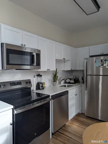 $1,925 | 213 Liberty Square, Unit A, Norwalk, CT 06855