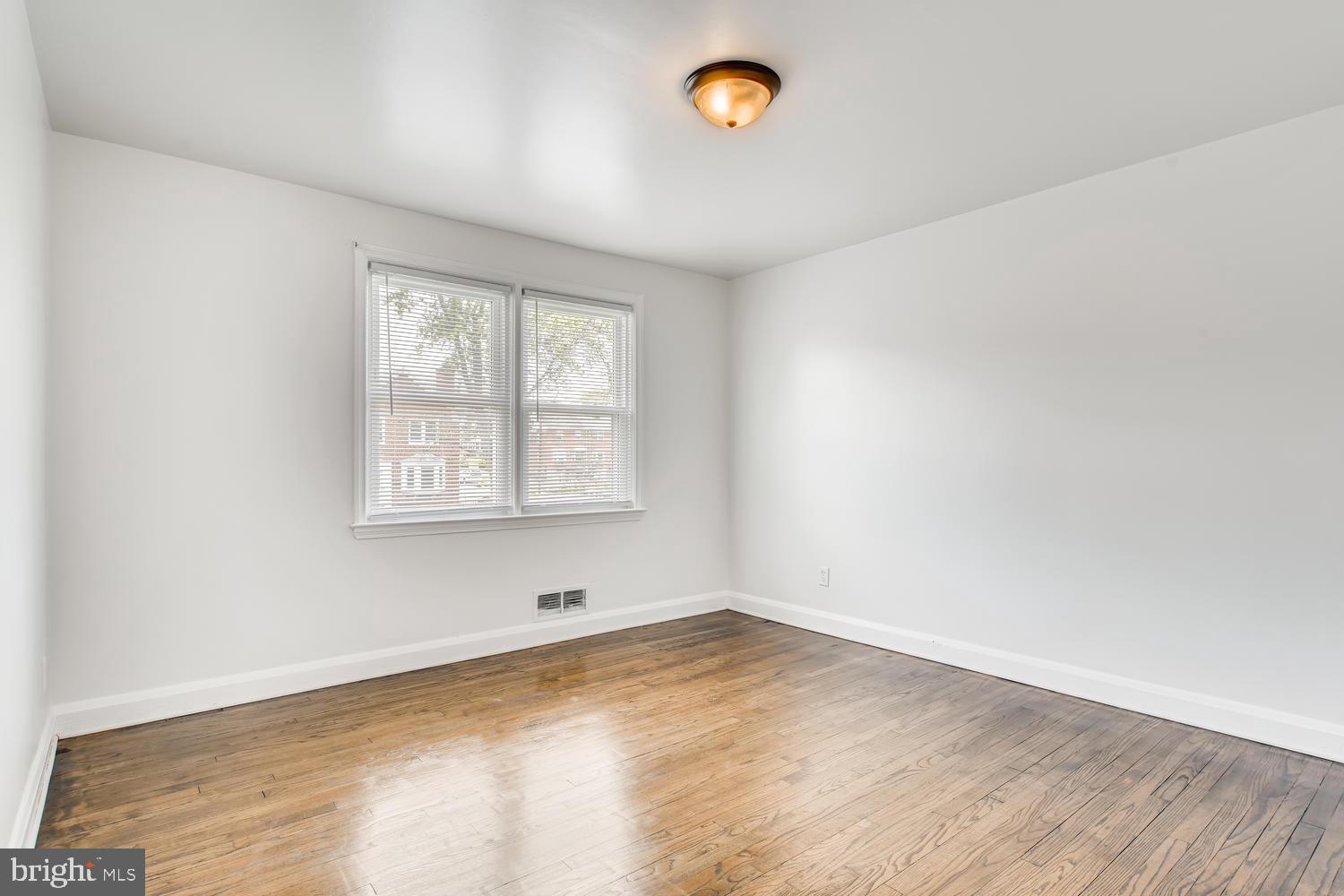 1671 Burnwood Road Baltimore, MD 21239 - Photo 11 of 24 Gallery Image 11