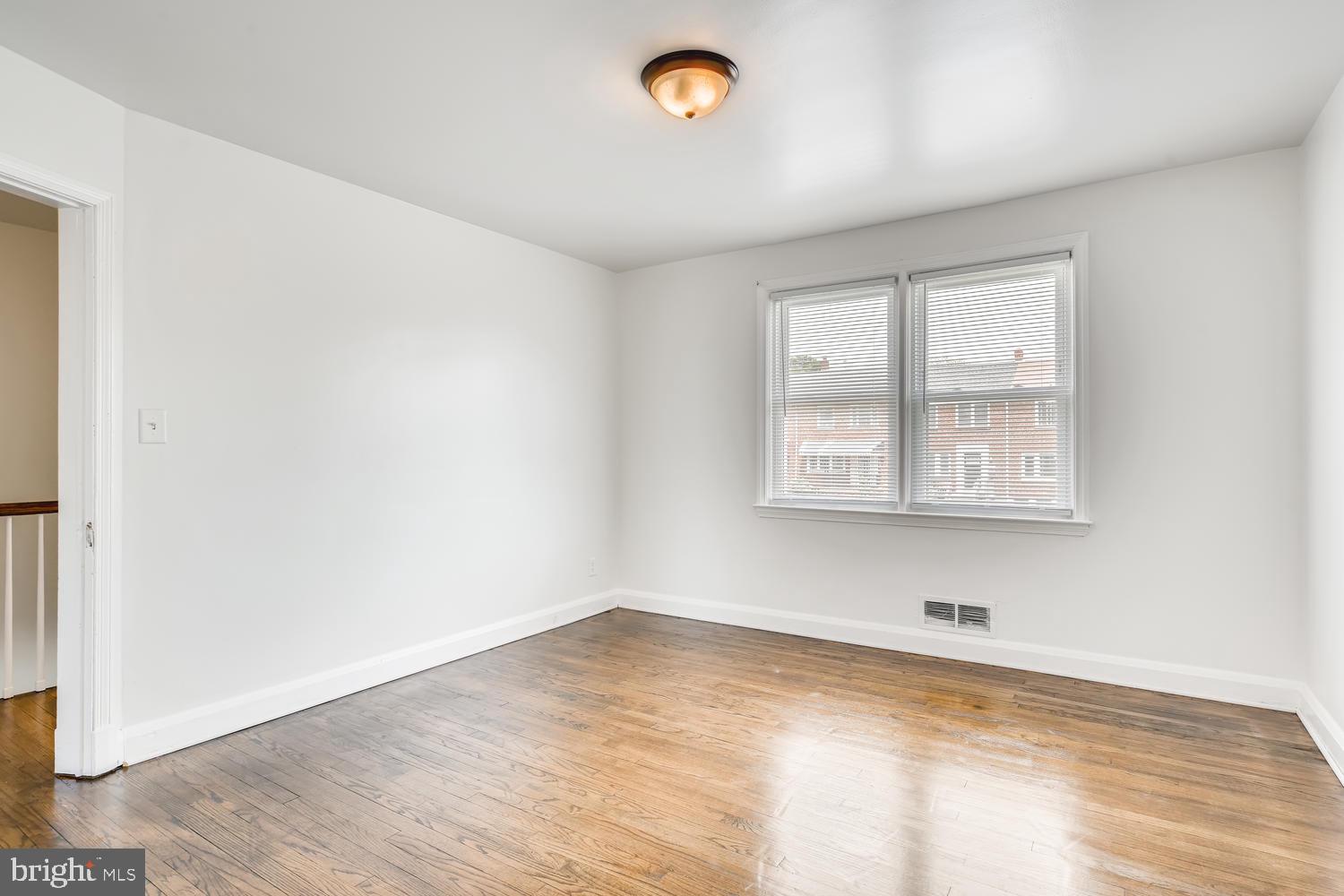 1671 Burnwood Road Baltimore, MD 21239 - Photo 12 of 24 Gallery Image 12