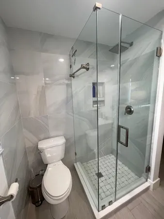 $4,999 | 871 Northeast 27th Avenue, Pompano Beach, FL 33062