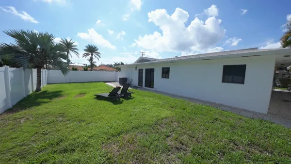 $4,999 | 871 Northeast 27th Avenue, Pompano Beach, FL 33062