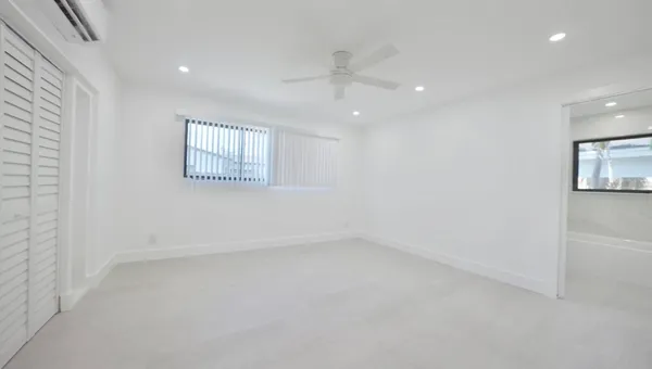 $4,999 | 871 Northeast 27th Avenue, Pompano Beach, FL 33062