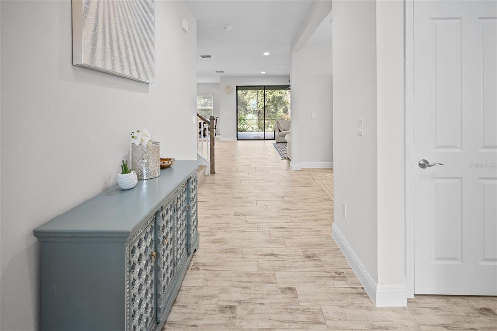 14654 Horse Trot Road Lithia, FL 33547 - Photo 3 of 53