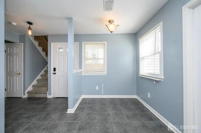 $450,000 | 6 Stowe Court, Freehold, NJ 07728