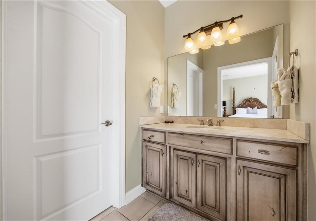 10875 Allen Way Parkville, MO 64152 - Photo 34 of 57
