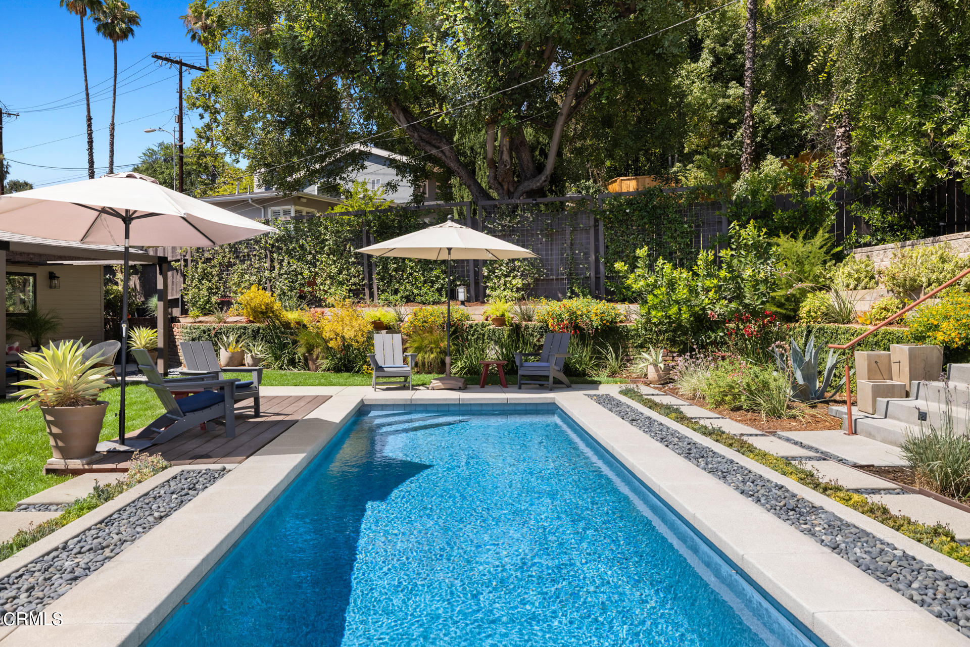 316 Glenullen Drive Pasadena, CA 91105 - Photo 33 of 43 a view of a backyard with sitting area