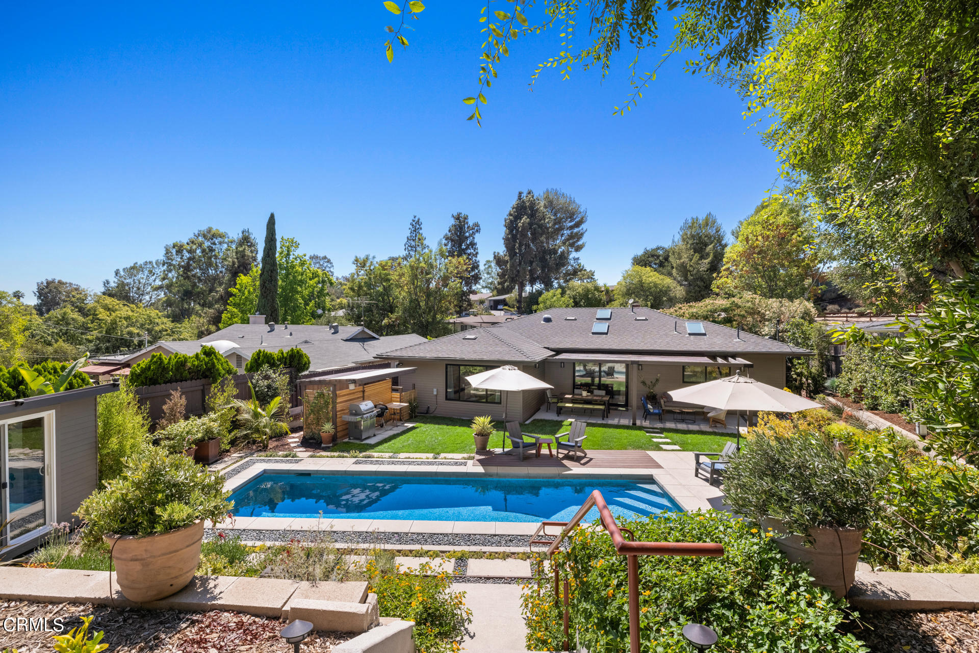 316 Glenullen Drive Pasadena, CA 91105 - Photo 35 of 43 a view of a house with swimming pool