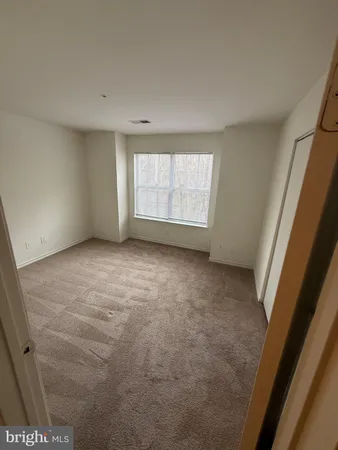 $1,995 | 18520 Boysenberry Drive, Unit 230, Gaithersburg, MD 20886