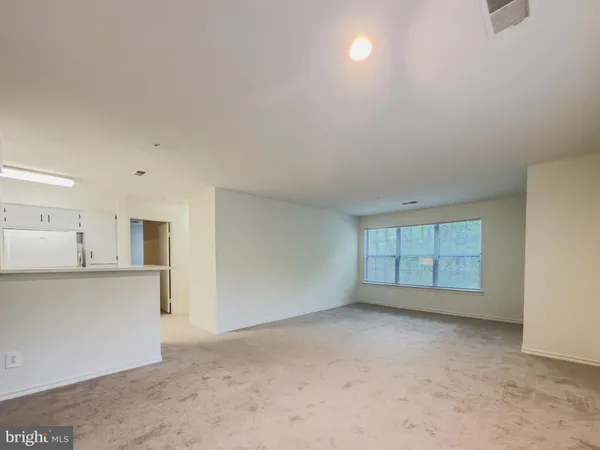 $1,950 | 18520 Boysenberry Drive, Unit 166, Gaithersburg, MD 20886