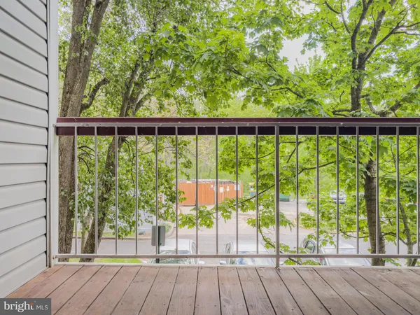 $1,950 | 18520 Boysenberry Drive, Unit 166, Gaithersburg, MD 20886