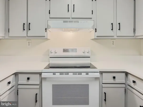$1,950 | 18520 Boysenberry Drive, Unit 166, Gaithersburg, MD 20886