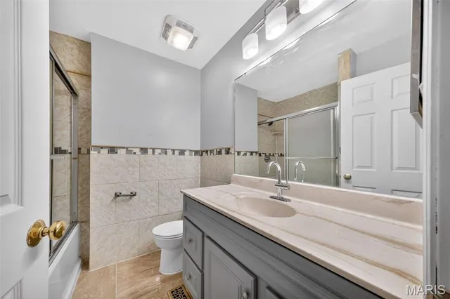 $390,000 | 1852 Partridge Berry Drive, Florissant, MO 63031