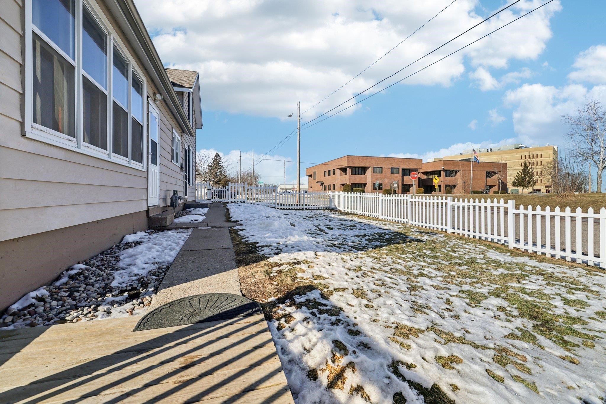 632 East Cook Street Portage, WI 53901 - Photo 38 of 54