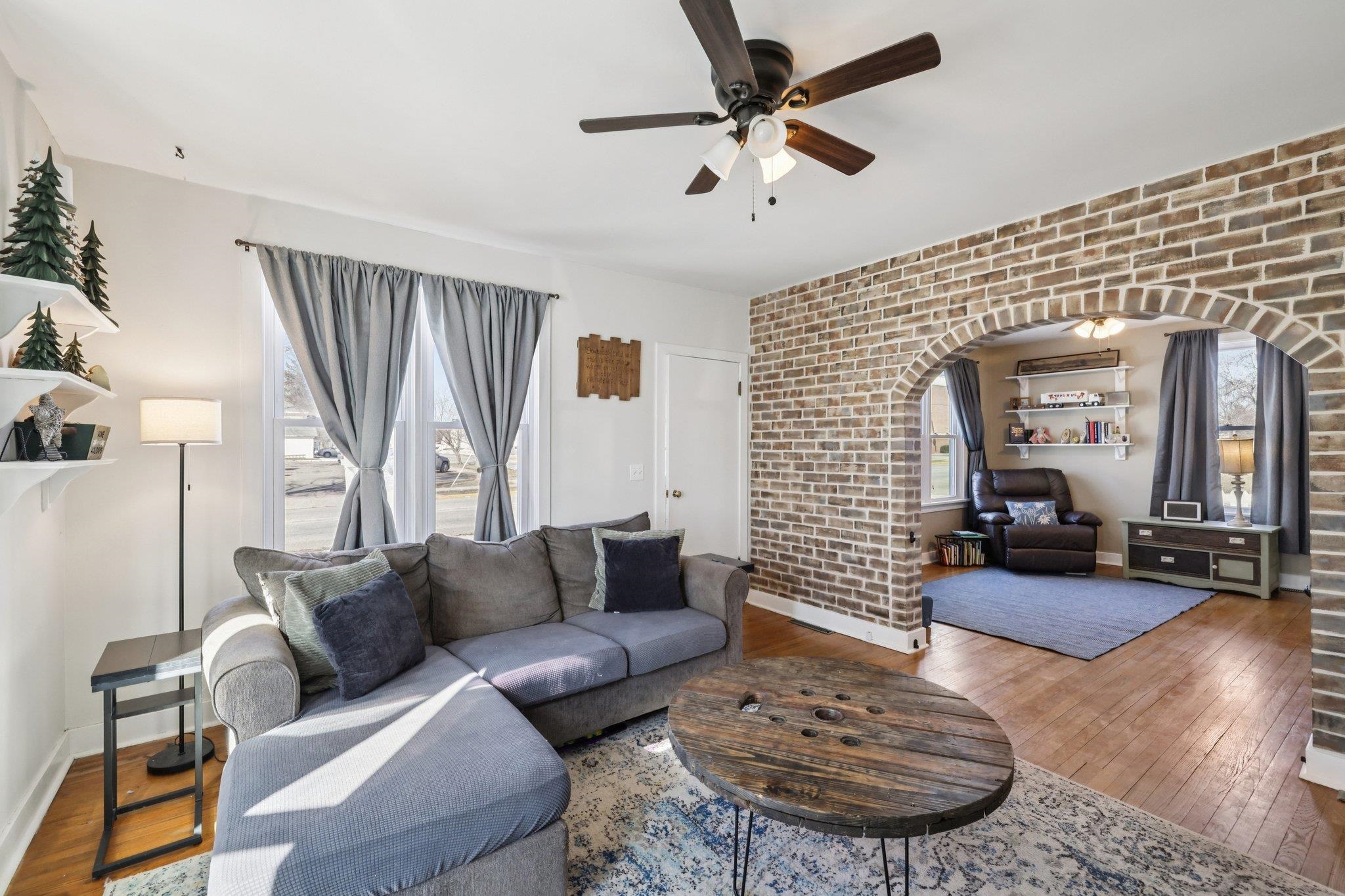 632 East Cook Street Portage, WI 53901 - Photo 4 of 54