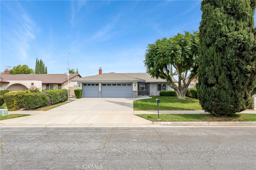 2845 Roncador Place Riverside, CA 92503 - Photo 2 of 69