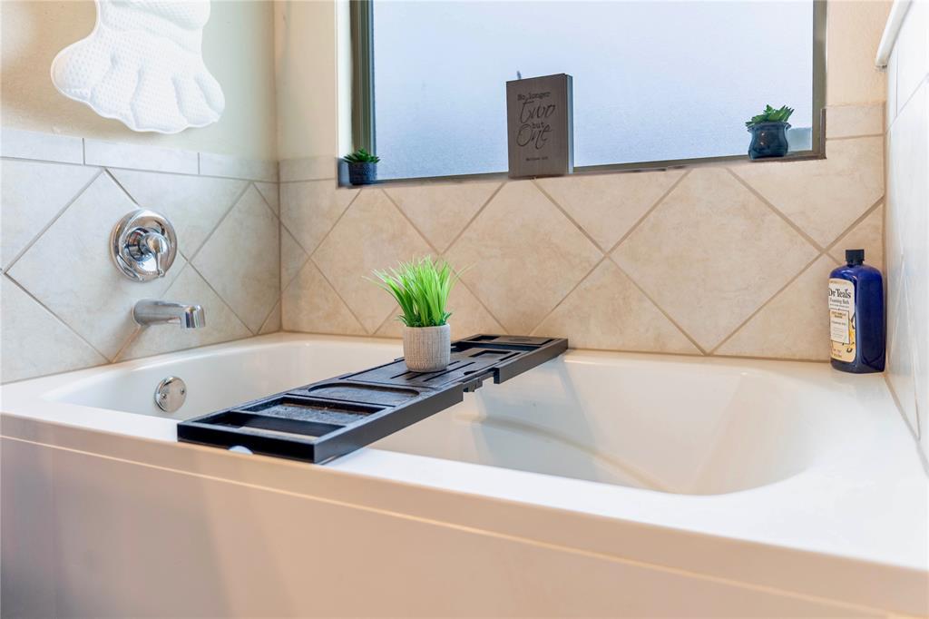 5513 Tama Drive Waco, TX 76708 - Photo 13 of 26