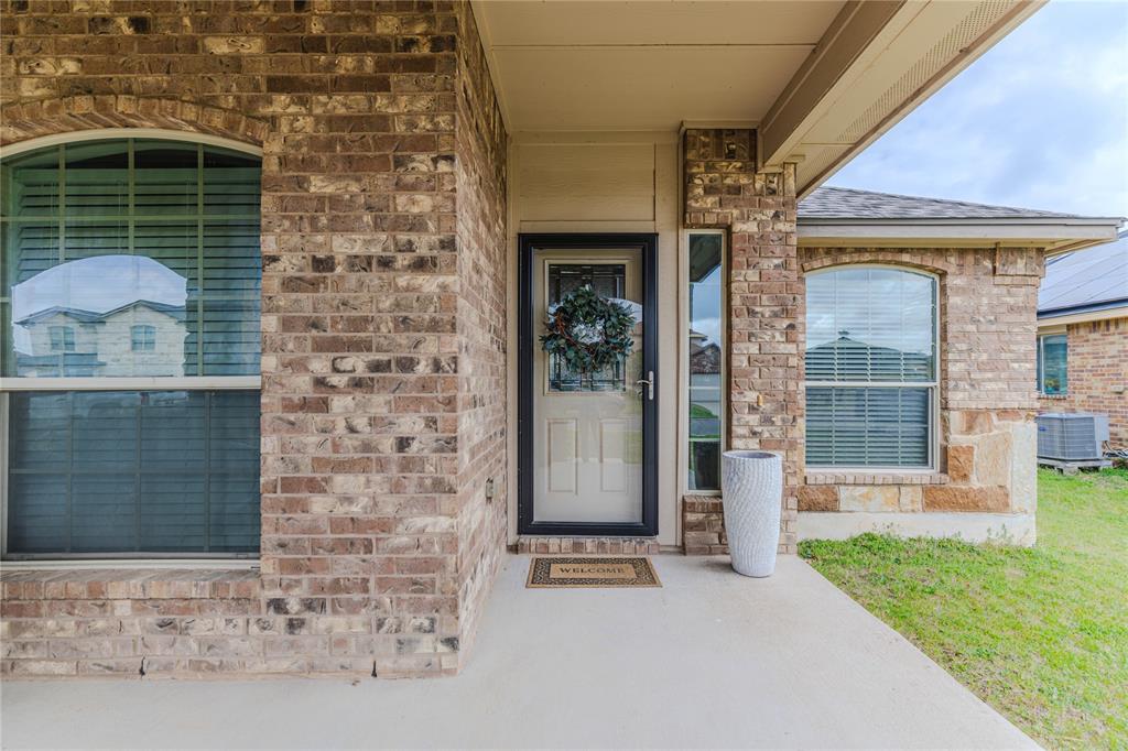 5513 Tama Drive Waco, TX 76708 - Photo 2 of 26