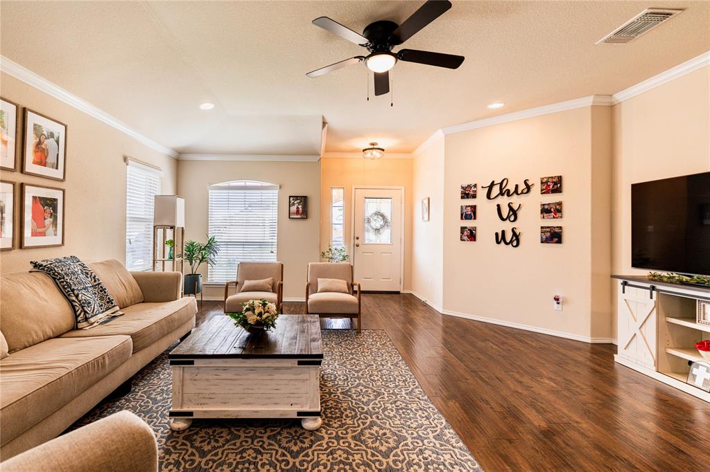 5513 Tama Drive Waco, TX 76708 - Photo 4 of 26