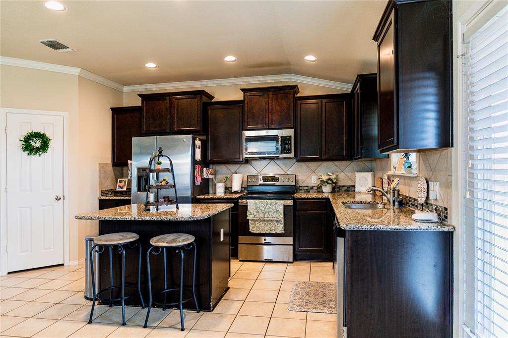 5513 Tama Drive Waco, TX 76708 - Photo 7 of 26