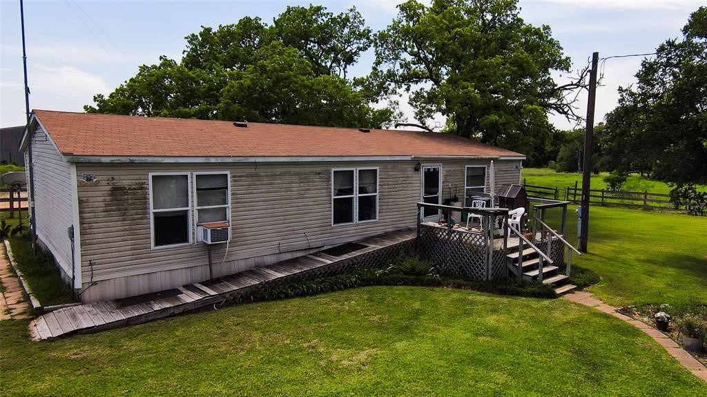 269 Balch Road Elgin, TX 78621 - Photo 17 of 39