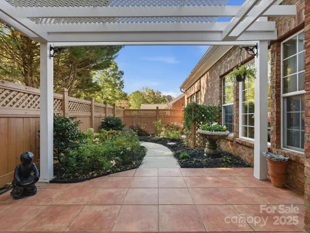 $675,000 | 11419 Corliss Avenue, Charlotte, NC 28277