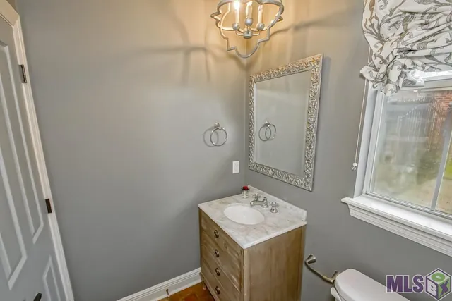 $625,000 | 16503 East Spanish Oaks Court, Prairieville, LA 70769