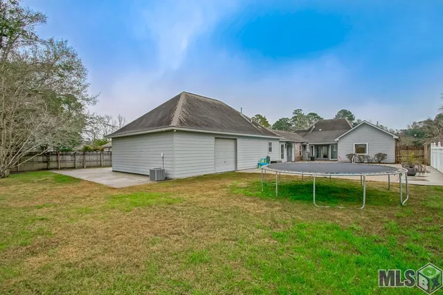 $625,000 | 16503 East Spanish Oaks Court, Prairieville, LA 70769