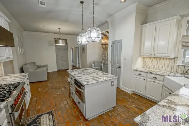 $625,000 | 16503 East Spanish Oaks Court, Prairieville, LA 70769