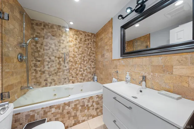 $12,900 | 2 Hudson Street, Hastings-on-Hudson, NY 10706