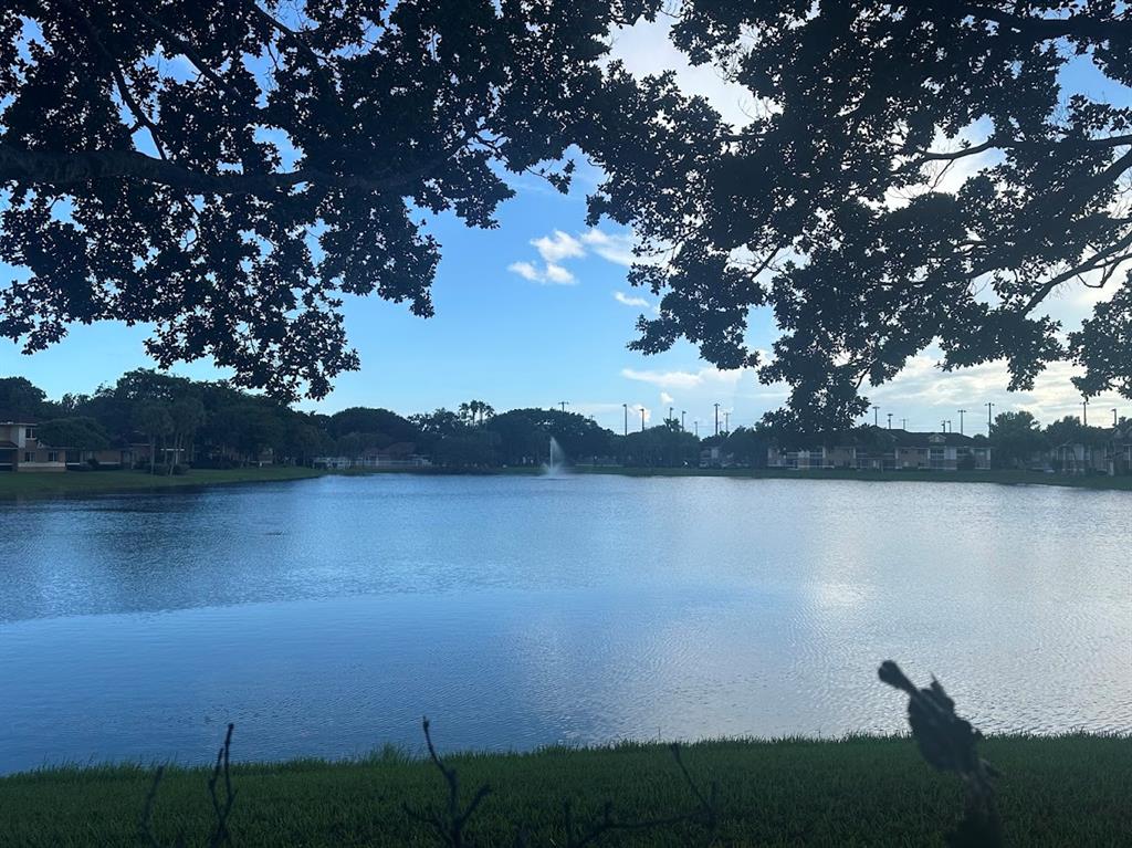 9202 Northwest 9th Court, Unit 9202 Plantation, FL 33324 - Photo 11 of 14