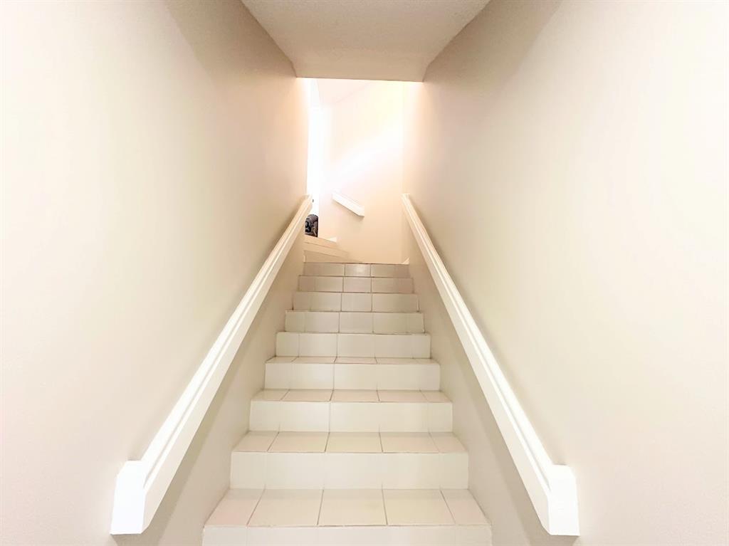 9202 Northwest 9th Court, Unit 9202 Plantation, FL 33324 - Photo 2 of 14