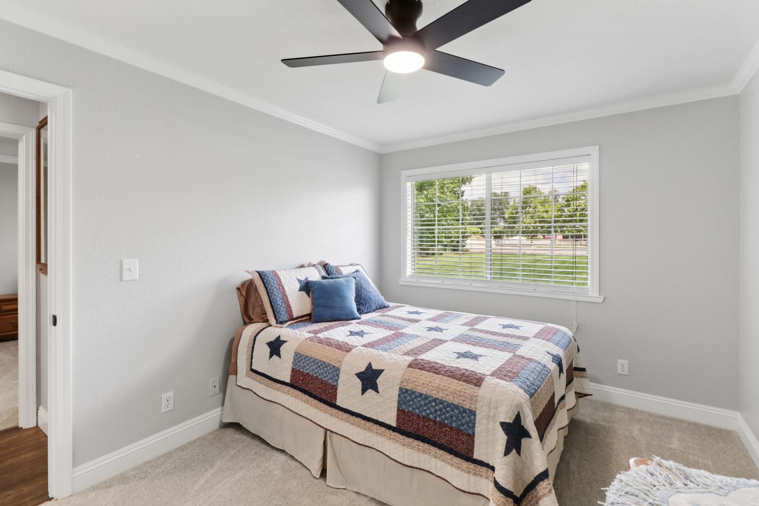 10576 Sheldon Road Elk Grove, CA 95624 - Photo 37 of 74