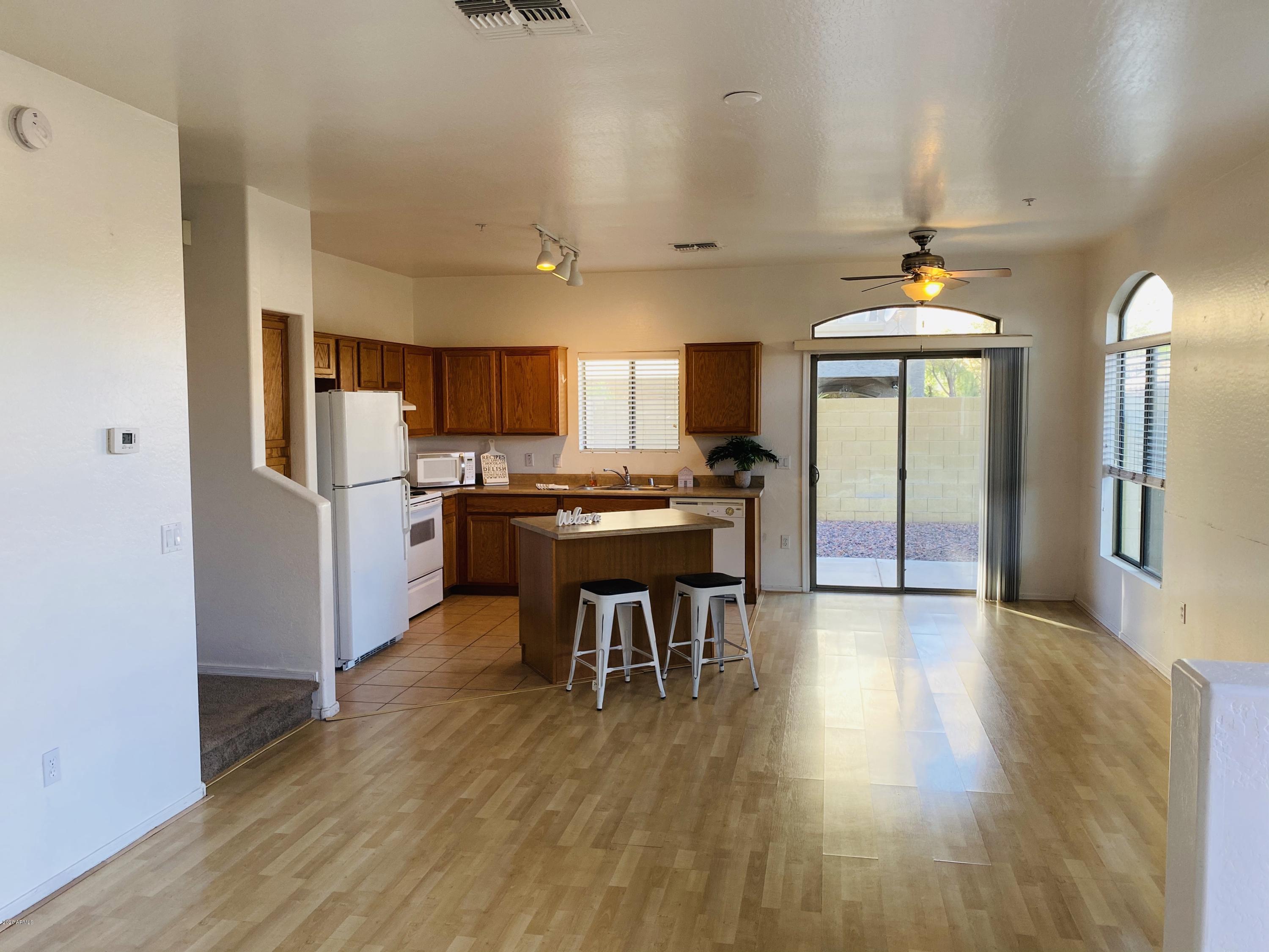 2150 East Bell Road, Unit 1117 Phoenix, AZ 85022 - Photo 1 of 30 IMG_E3361