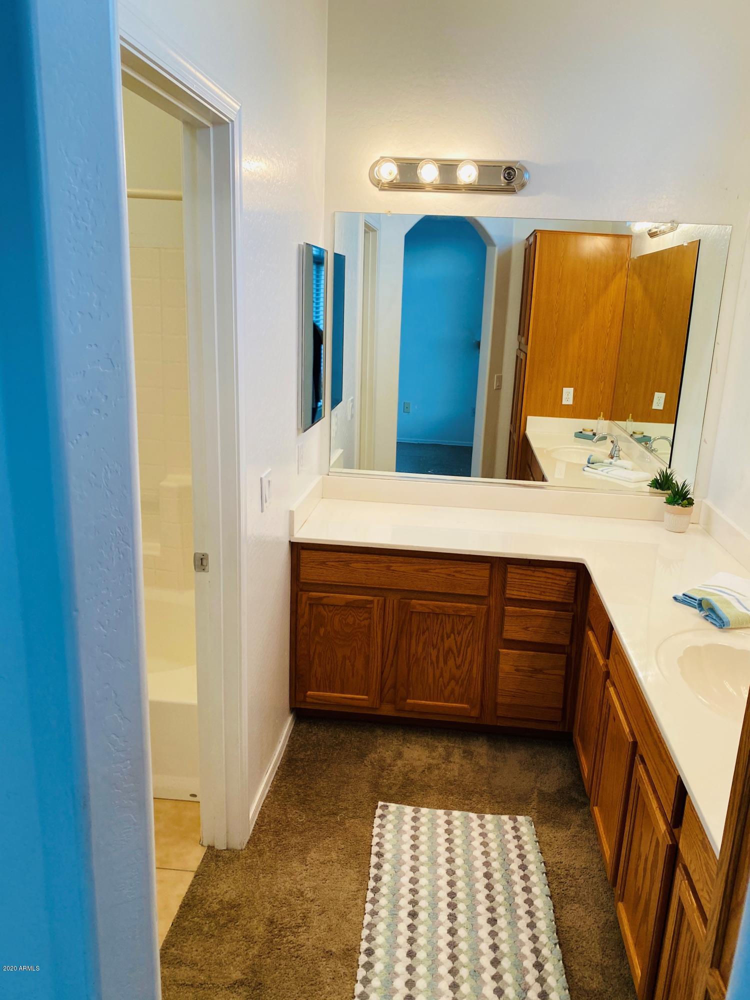 2150 East Bell Road, Unit 1117 Phoenix, AZ 85022 - Photo 16 of 30 IMG_E3330 (2)