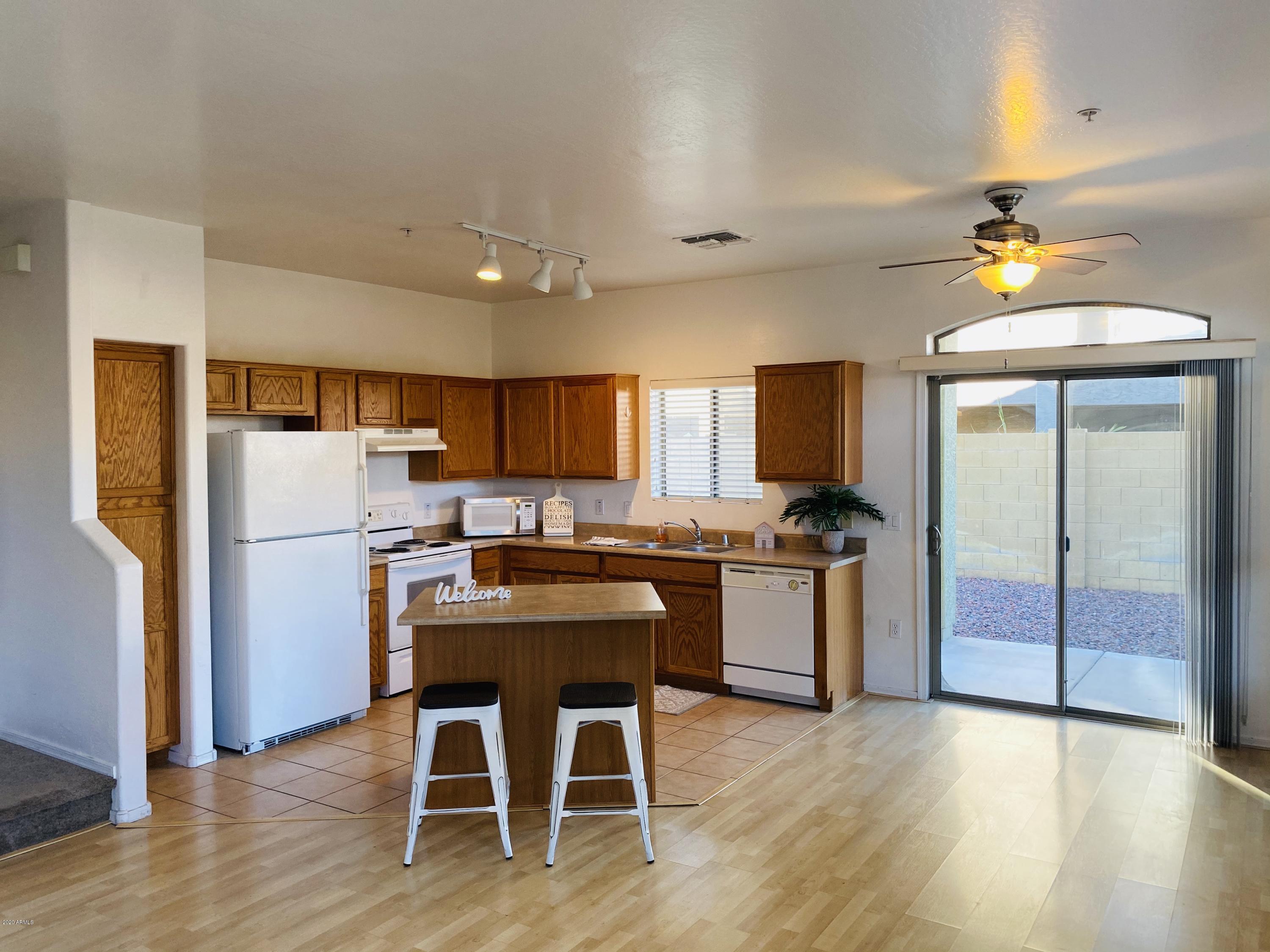 2150 East Bell Road, Unit 1117 Phoenix, AZ 85022 - Photo 7 of 30 IMG_E3365