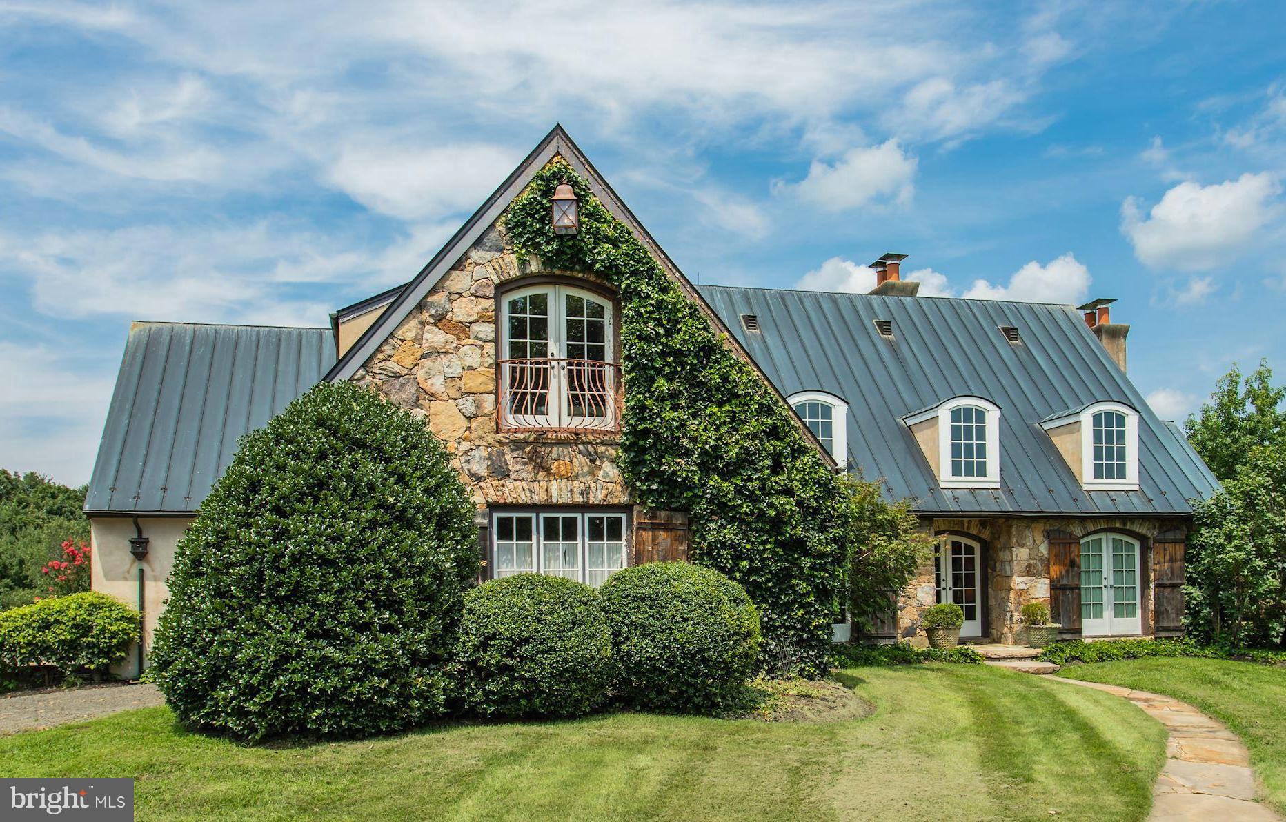 5503 Washwright Road Hume, VA 22639 - Photo 1 of 29 Exterior (Front)