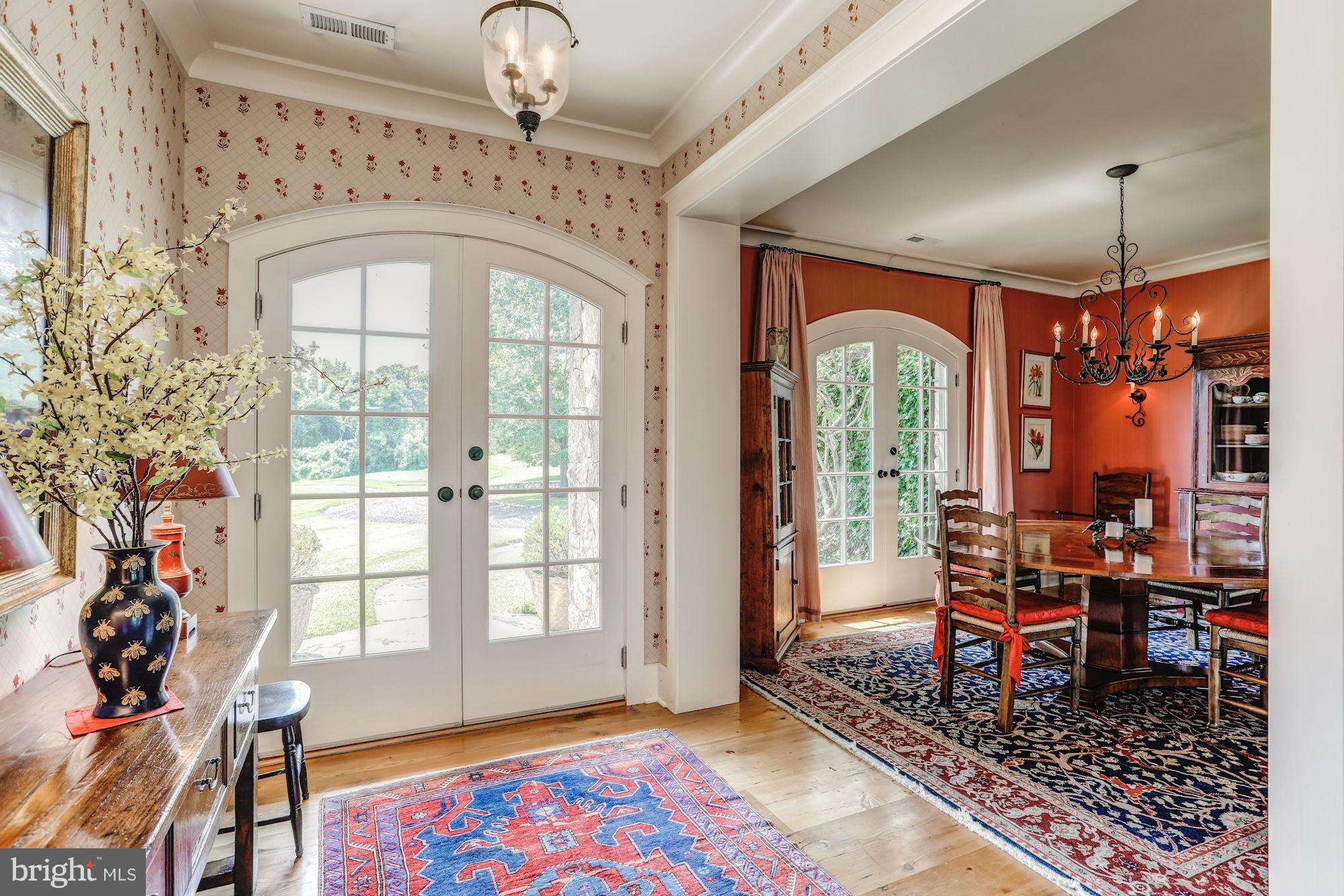 5503 Washwright Road Hume, VA 22639 - Photo 7 of 29 Bright and Welcoming