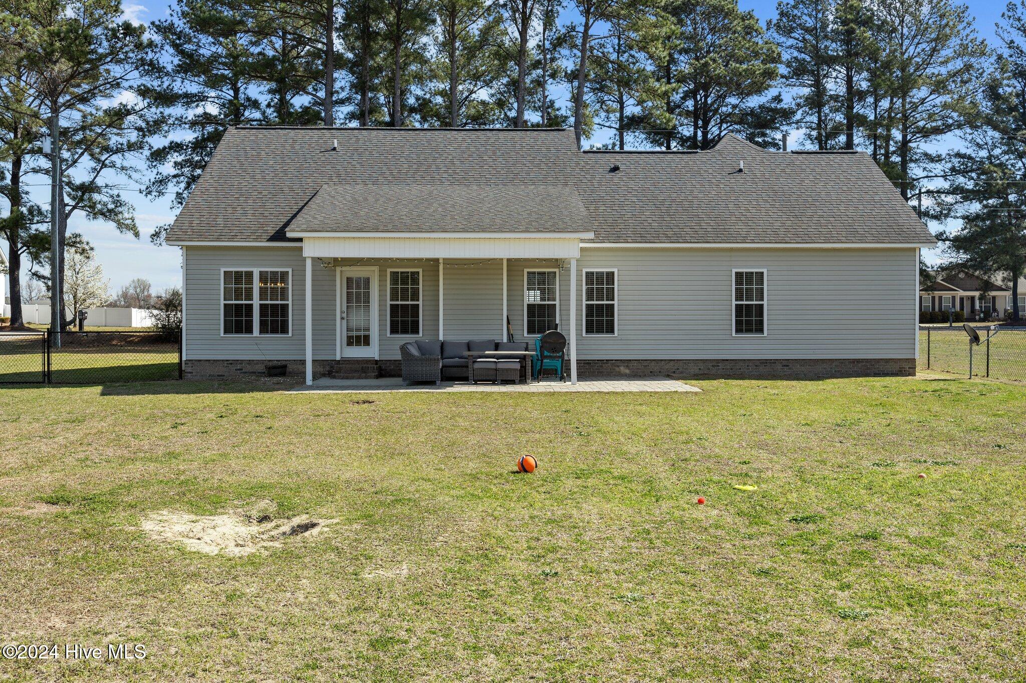 894 Jacksontown Road Grifton, NC 28530 - Photo 31 of 39 Back3