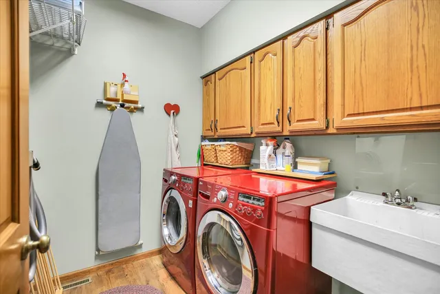 $529,900 | 4005 Pinecrest Road, Champaign, IL 61822