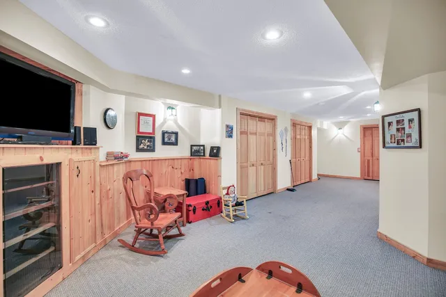 $529,900 | 4005 Pinecrest Road, Champaign, IL 61822