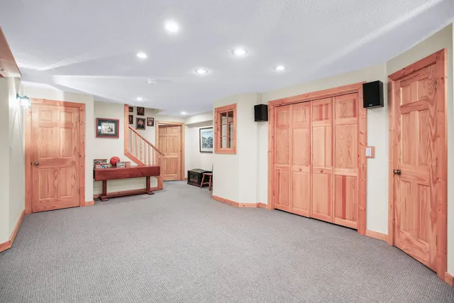 $529,900 | 4005 Pinecrest Road, Champaign, IL 61822