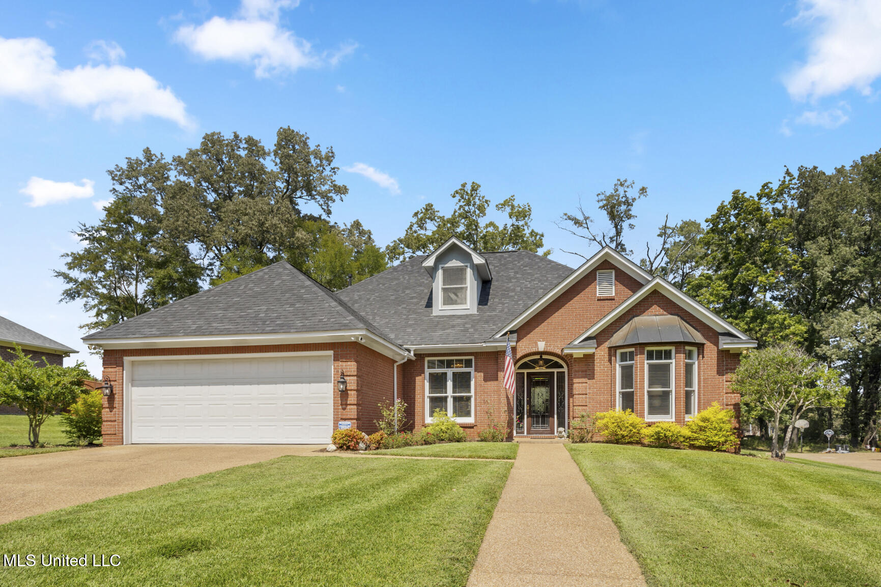 102 Park Place Clinton, MS 39056 - Photo 1 of 36 Front Elevation
