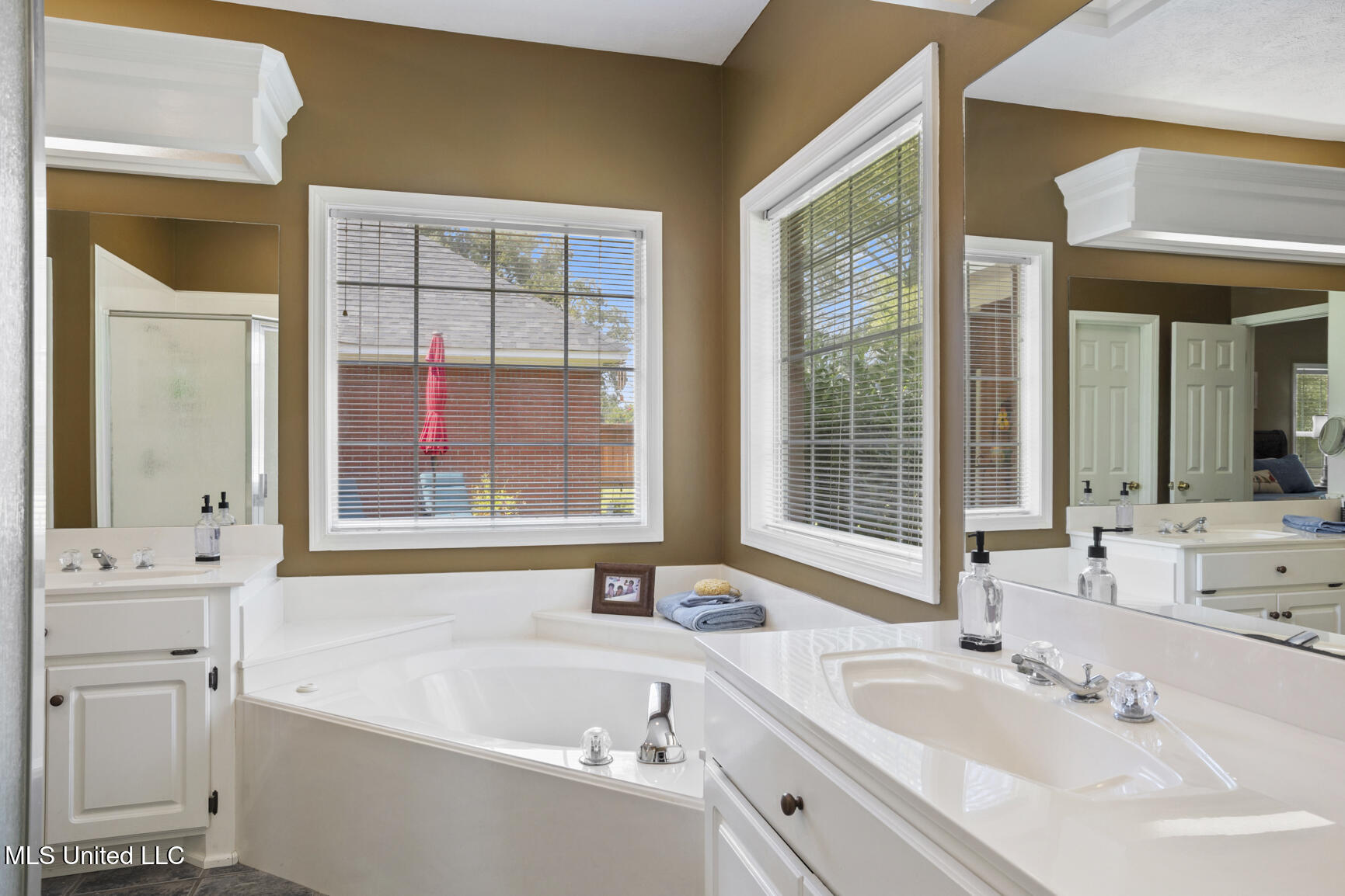 102 Park Place Clinton, MS 39056 - Photo 17 of 36 102 Park Place-20