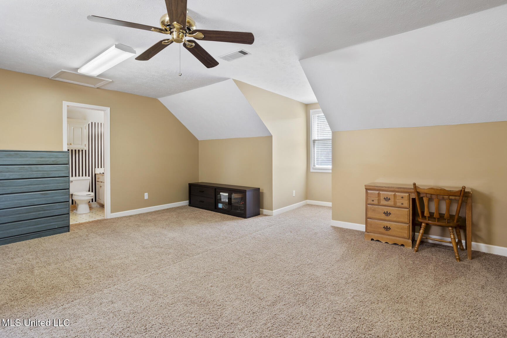 102 Park Place Clinton, MS 39056 - Photo 32 of 36 102 Park Place-35