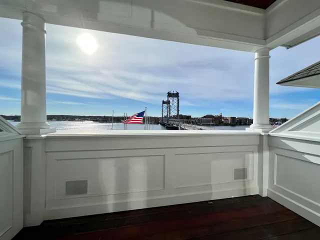 $4,500 | 4 Island Avenue, Unit 4, Kittery, ME 03904