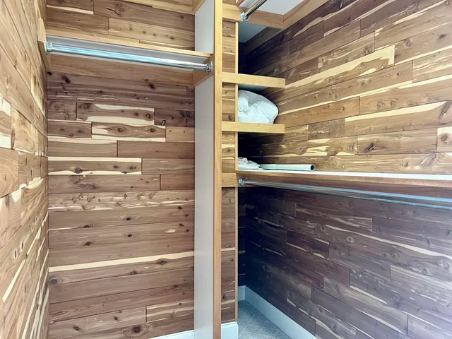 $4,500 | 4 Island Avenue, Unit 4, Kittery, ME 03904