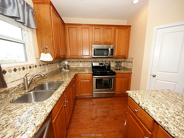195 Decatur Drive Summerville, SC 29486 - Photo 8 of 38 14