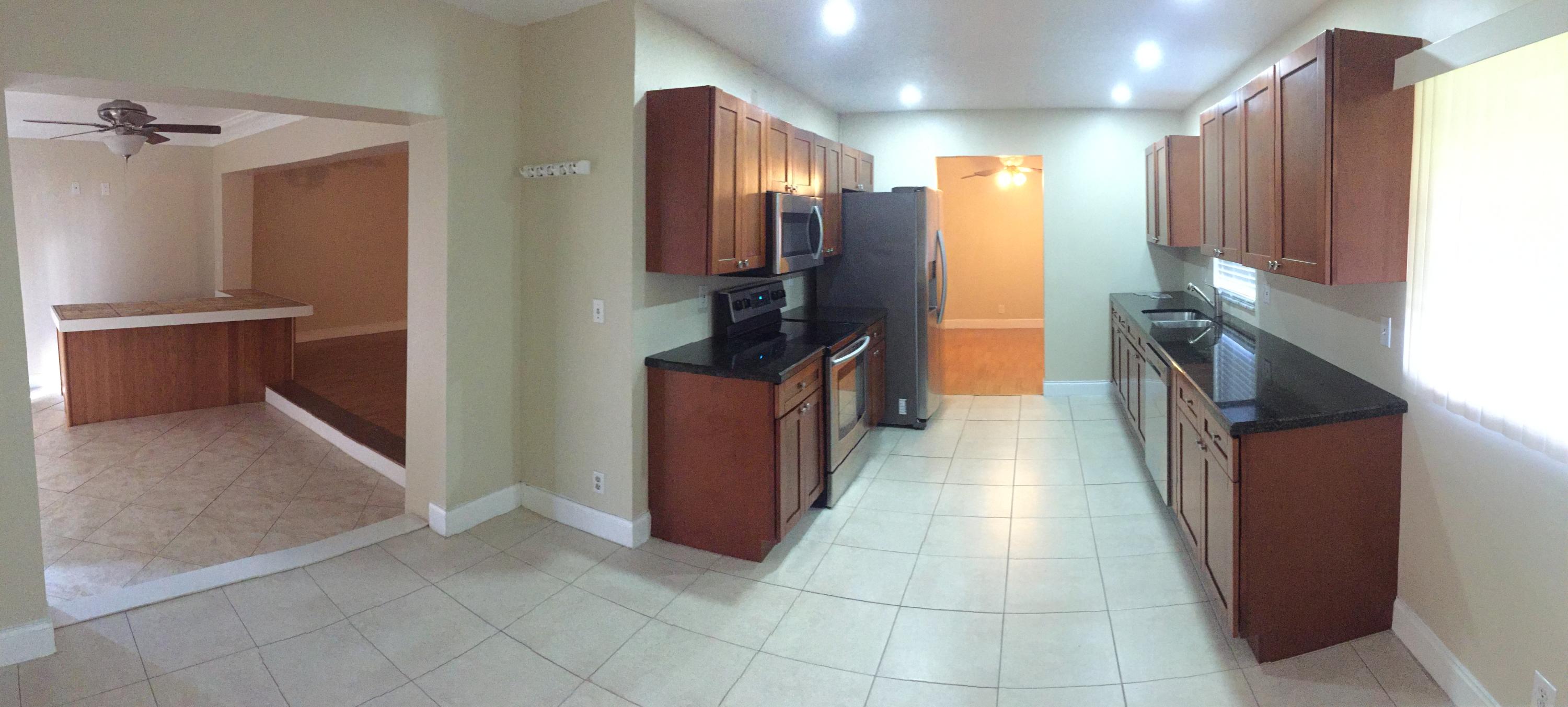 22447 Southwest 56th Avenue Boca Raton, FL 33433 - Photo 3 of 11 Photo Mar 04, 2 30 53 PM